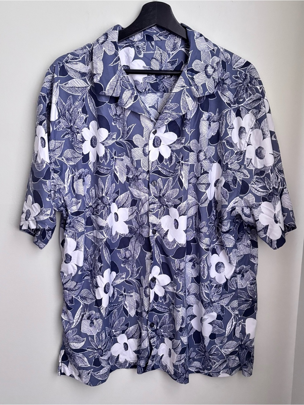 Abercrombie & Fitch Navy and White Floral Button-Down Shirt